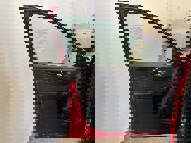 New 2025 Ford Escape ST-Line w/ Cold Weather Package image 15