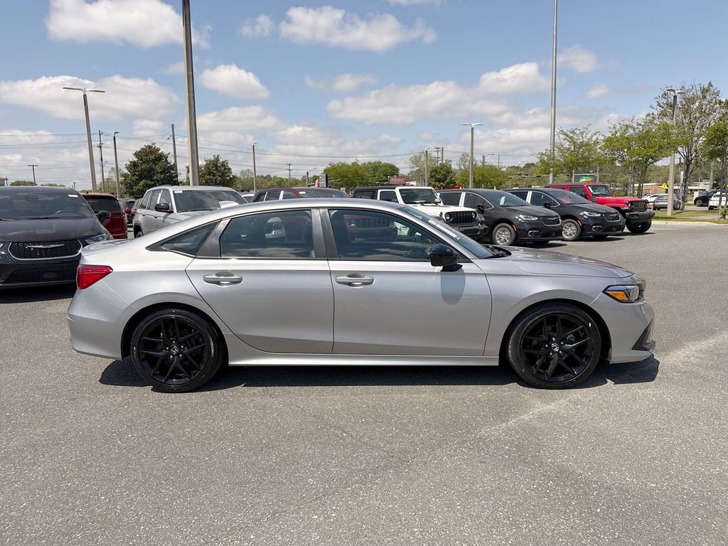 Used 2024 Honda Civic Sport image 2