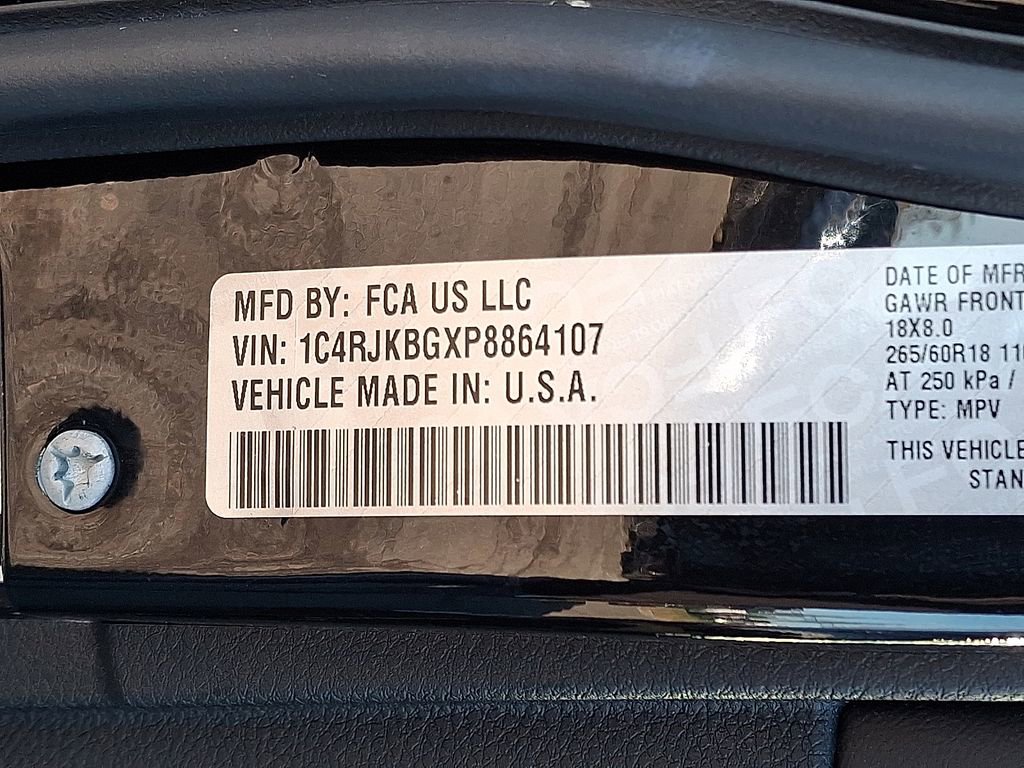 Used 2023 Jeep Grand Cherokee L Limited w/ Trailer Tow Group (B) image 27