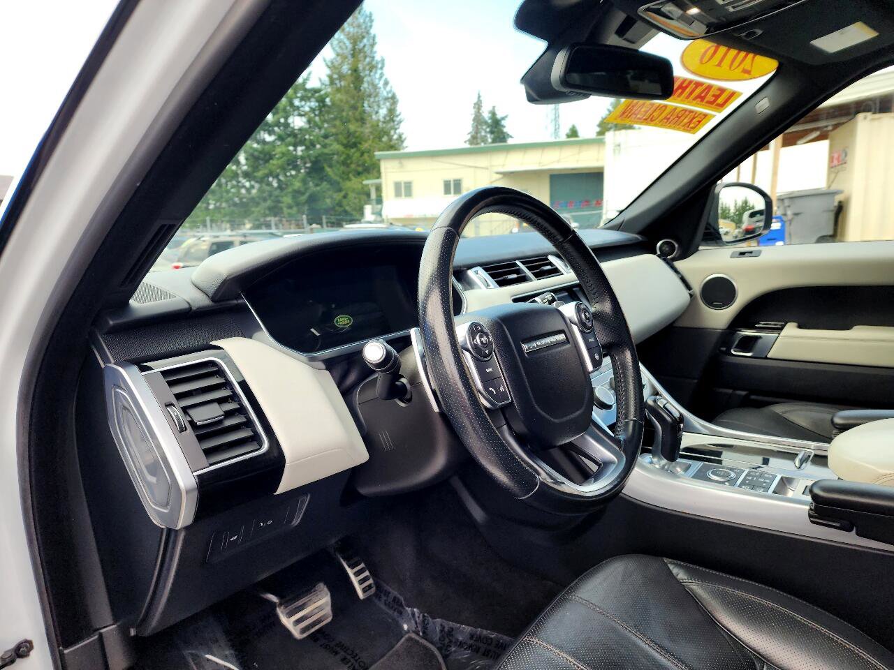 Used 2016 Land Rover Range Rover Sport Supercharged image 15