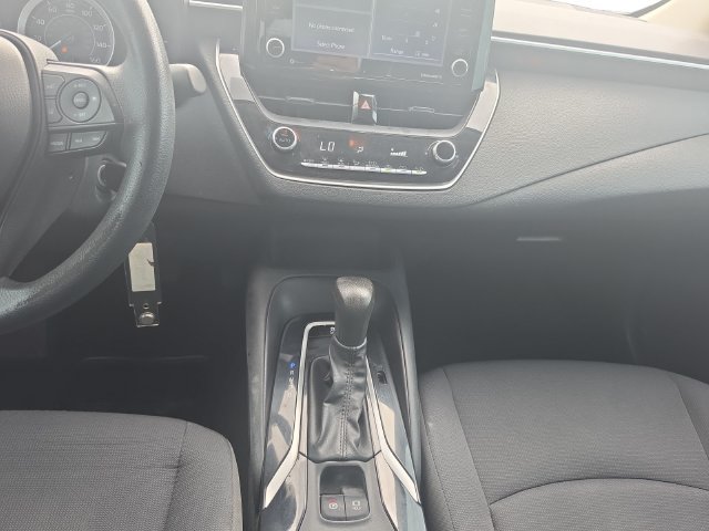 Used 2022 Toyota Corolla LE FWD image 13