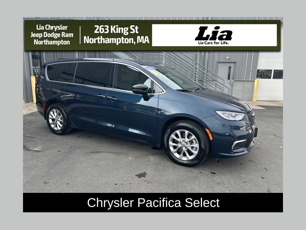 Used 2025 Chrysler Pacifica Select
