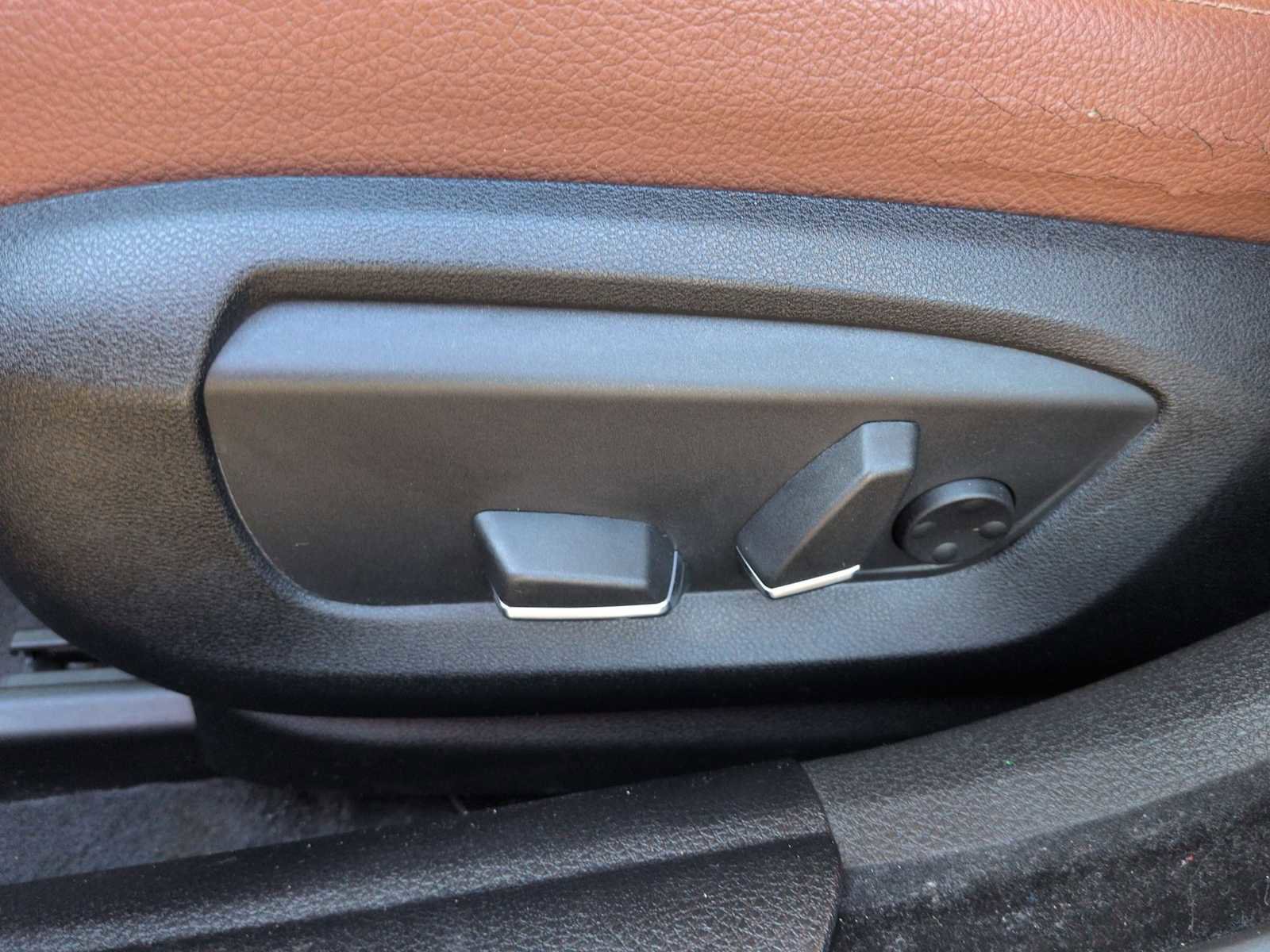 Used 2014 BMW 528i xDrive Sedan image 16