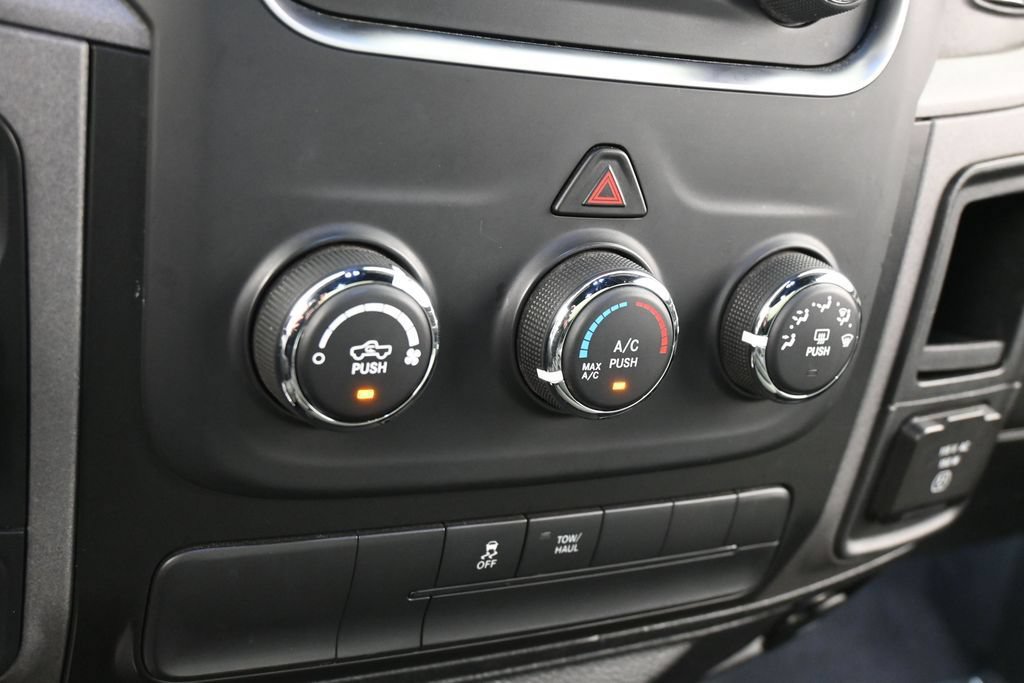 Used 2018 RAM 1500 Express w/ Black Ram 1500 Express Group RWD image 22