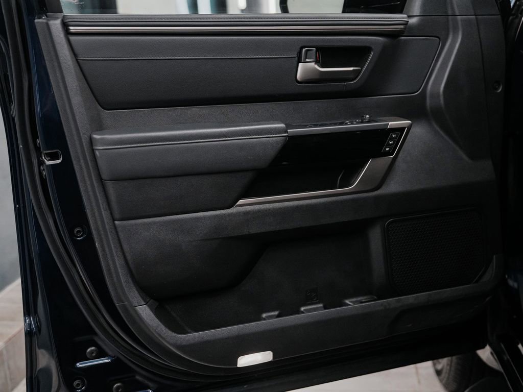 Used 2024 Toyota Tundra Limited image 11