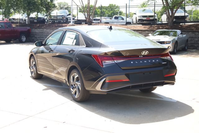 New 2026 Hyundai Elantra Limited FWD image 6