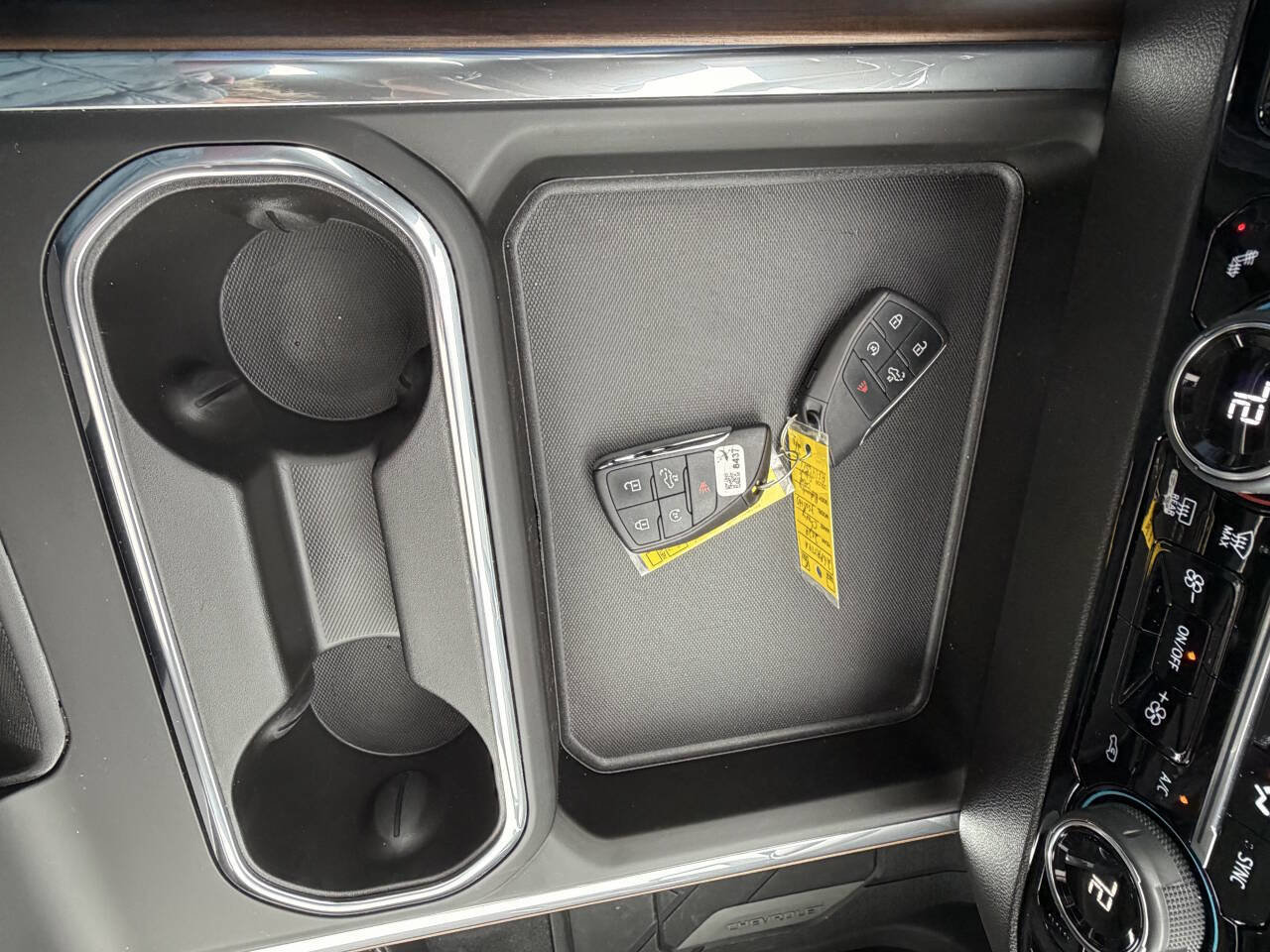 Used 2024 Chevrolet Silverado 3500 High Country w/ High Country Premium Package image 73