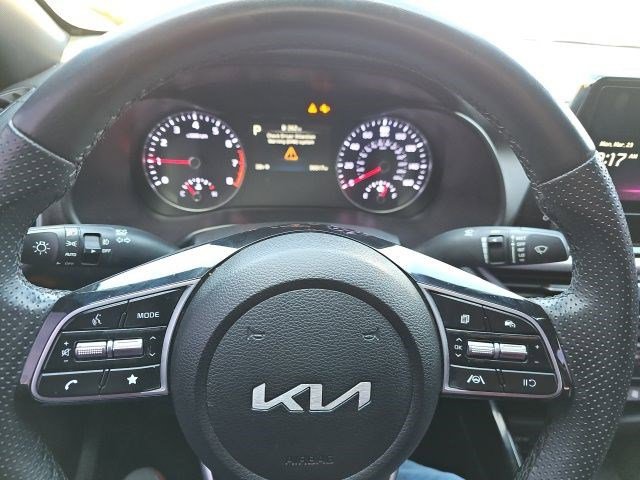 Used 2023 Kia Forte GT-Line image 21