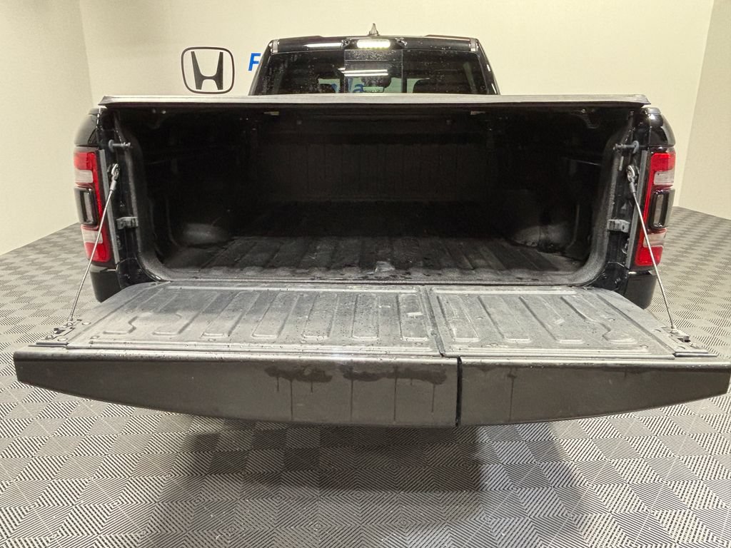 Used 2021 RAM 1500 Limited w/ Night Edition AWD/4WD image 15