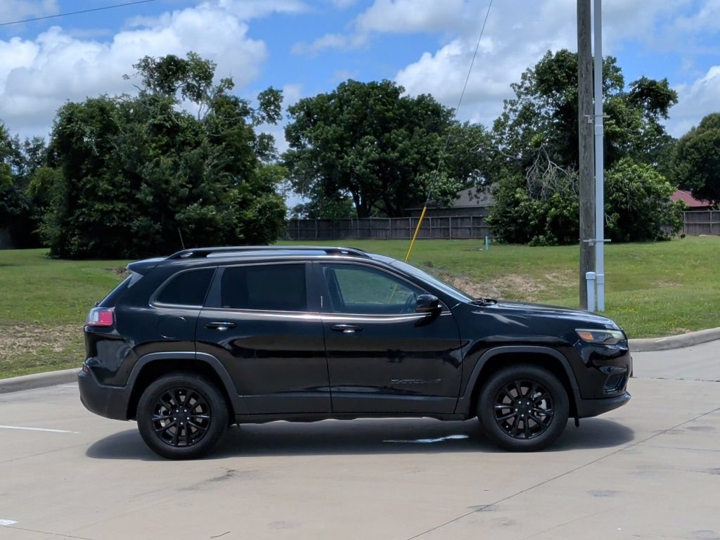 Used 2023 Jeep Cherokee Altitude Lux AWD/4WD image 9