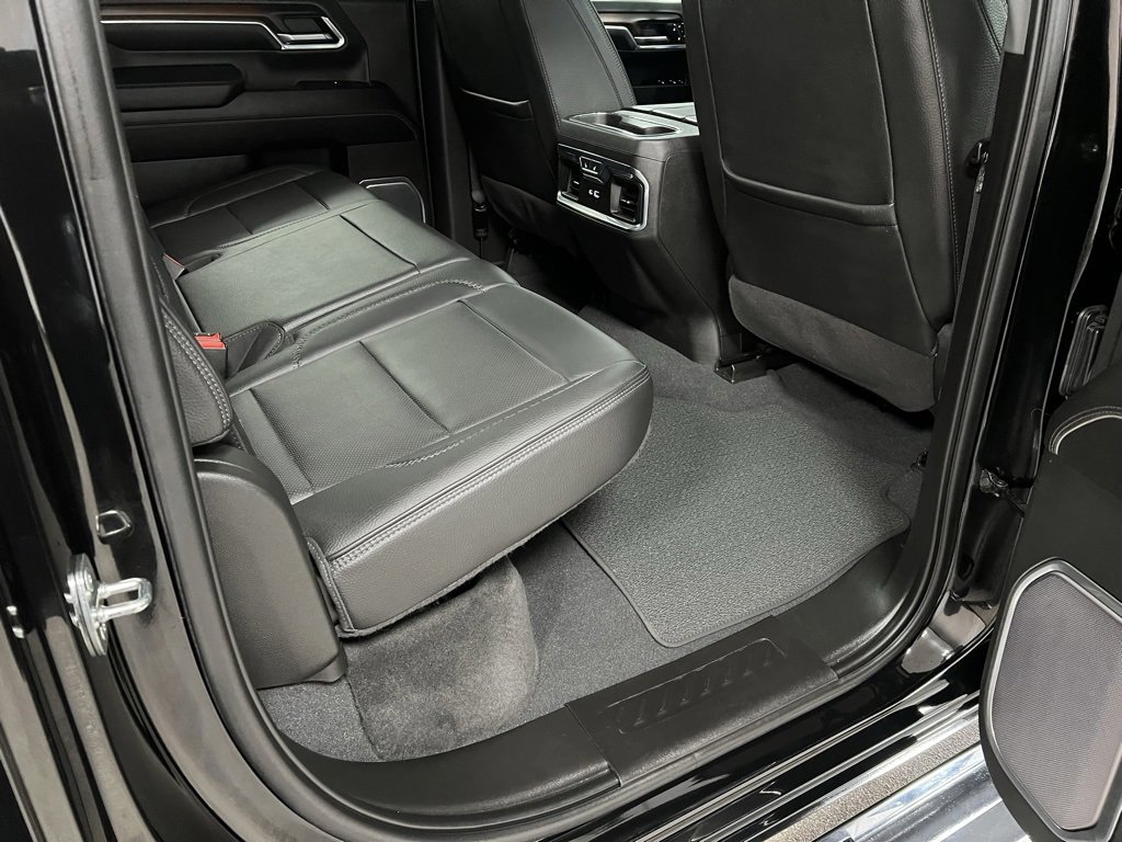 Used 2024 GMC Sierra 3500 Denali w/ Denali Reserve Package image 57