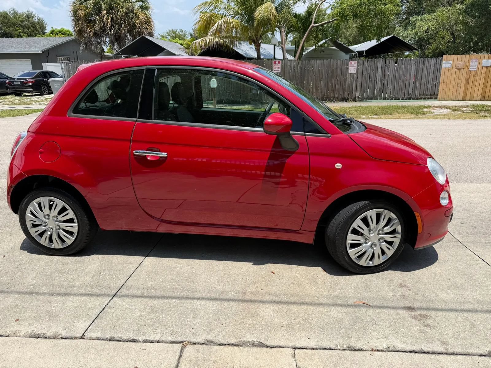 Used 2015 FIAT 500 Pop FWD image 23