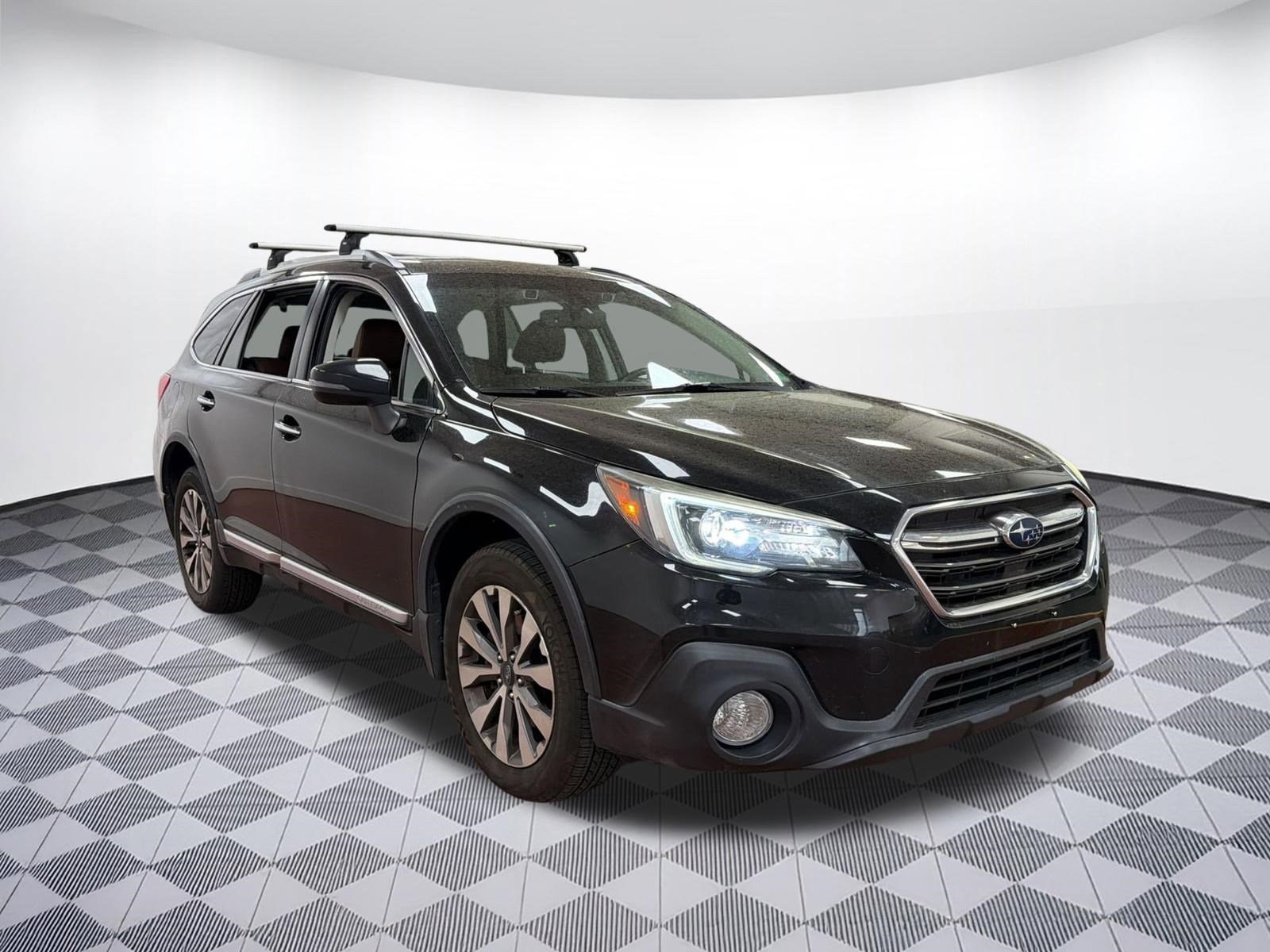 Used 2019 Subaru Outback 3.6R Touring w/ Protection Package #1 image 6