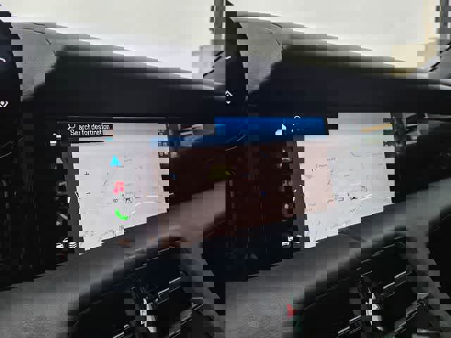 Used 2023 Porsche Taycan w/ Premium Package image 30