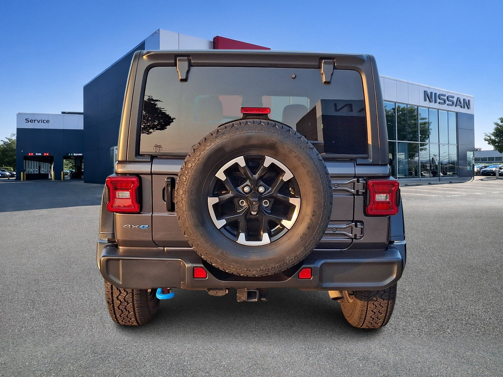 Used 2024 Jeep Wrangler Unlimited Rubicon 4xe AWD/4WD image 5