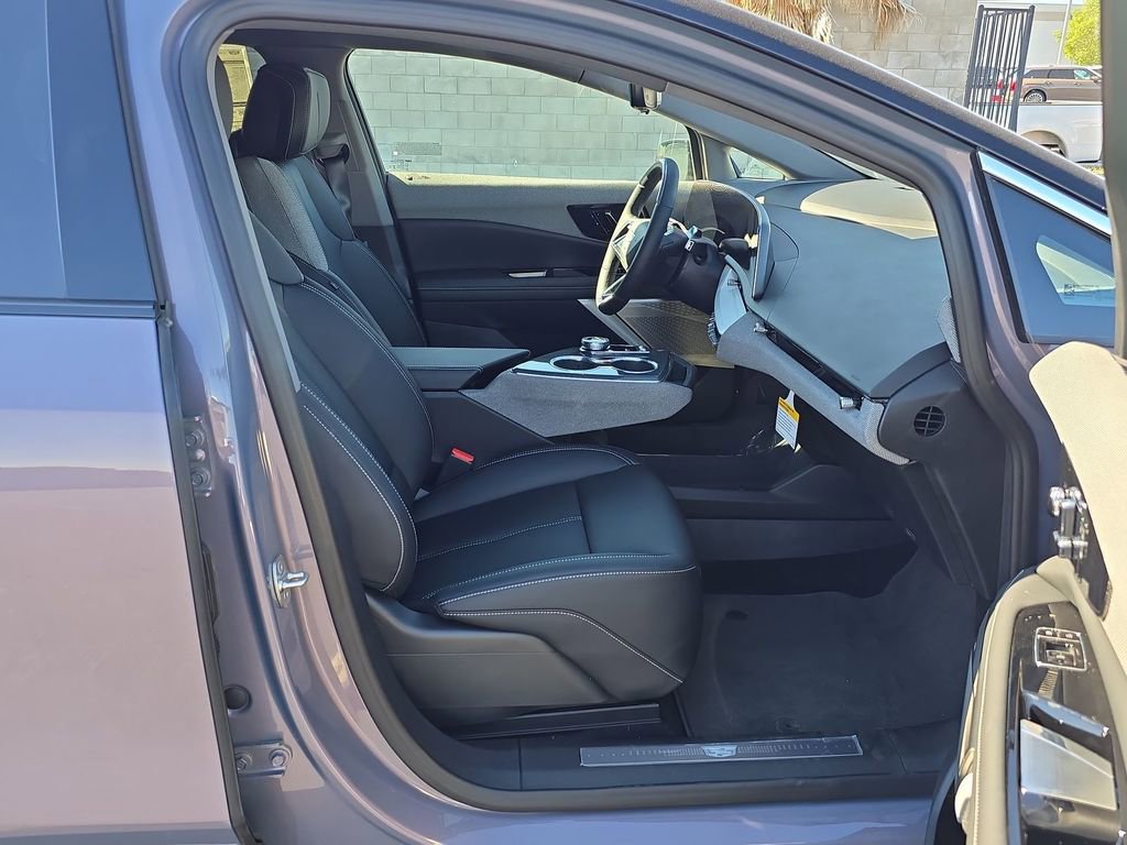 New 2026 Cadillac Optiq Luxury 1 image 39