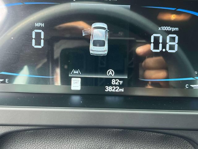 Certified 2026 Hyundai Elantra SE w/ Cargo Package FWD image 25
