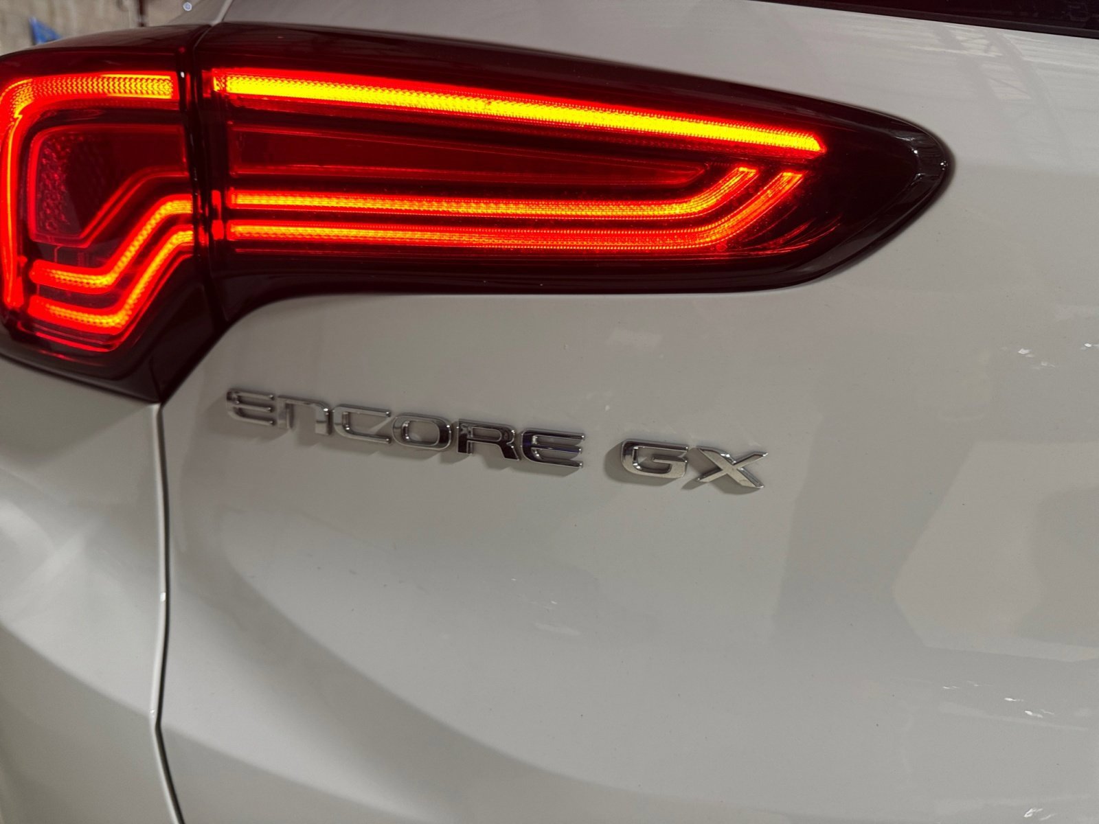 Used 2025 Buick Encore GX Sport Touring w/ Comfort Package image 29