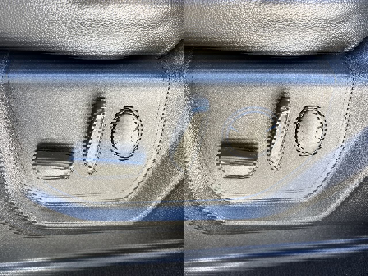 Used 2019 Ford F150 Lariat w/ Equipment Group 502A Luxury image 18