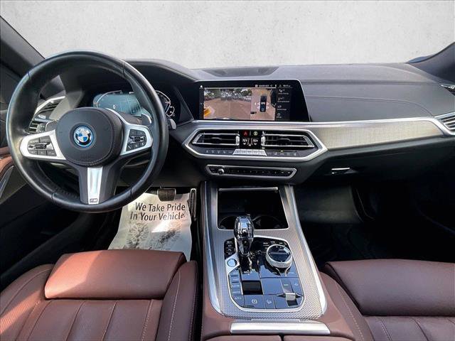 Used 2022 BMW X5 xDrive45e w/ M Sport Package AWD/4WD image 16