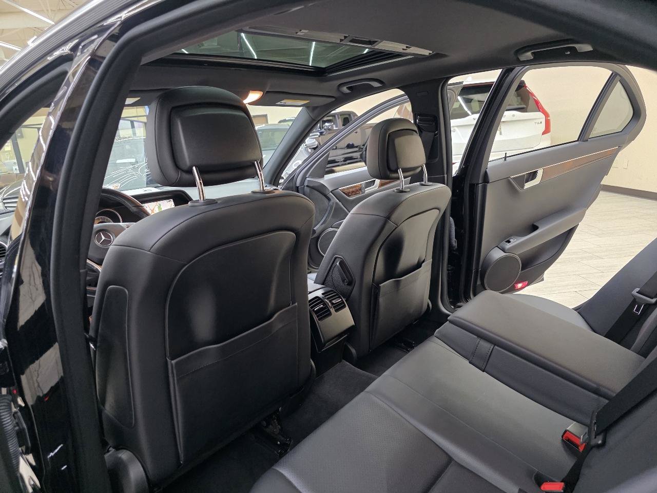 Used 2014 Mercedes-Benz C 250 Sedan w/ Multimedia Package image 25