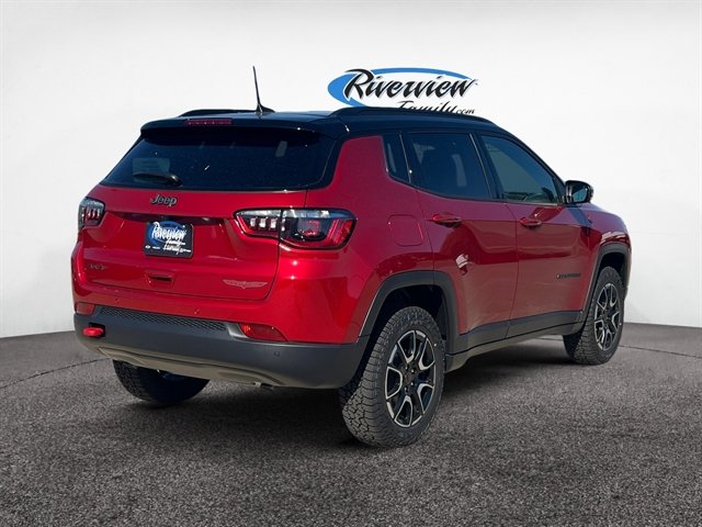 New 2025 Jeep Compass Trailhawk w/ Trailhawk Convenience Group image 5
