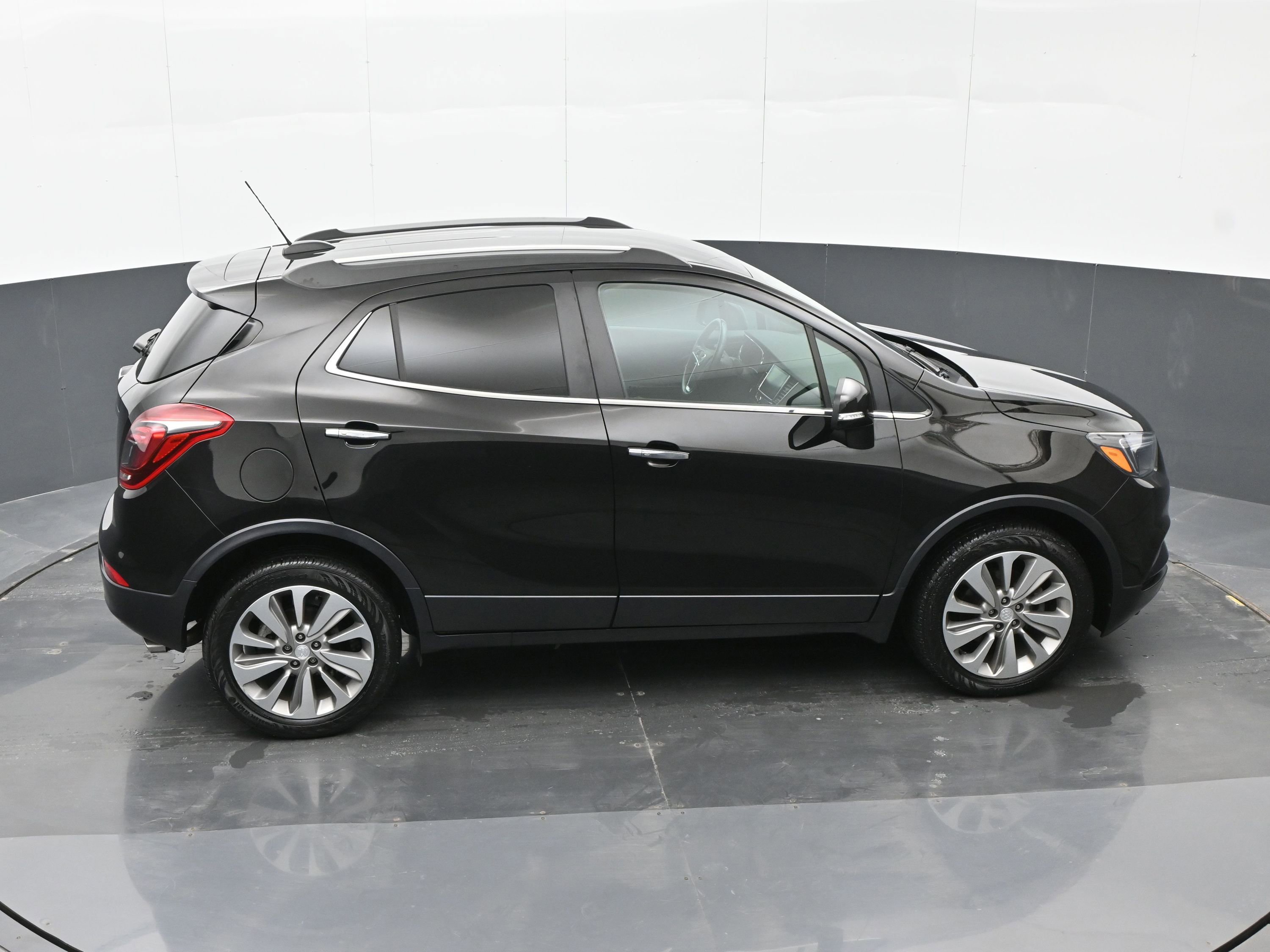 Used 2019 Buick Encore Preferred image 36