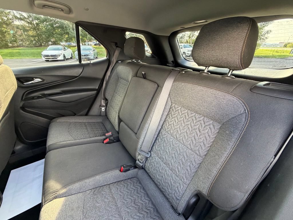 Used 2023 Chevrolet Equinox LT FWD image 8