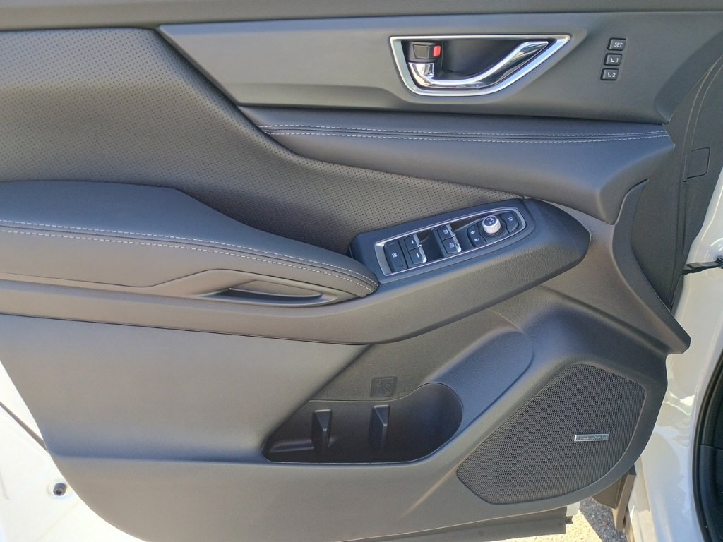 New 2026 Subaru Ascent Limited image 8