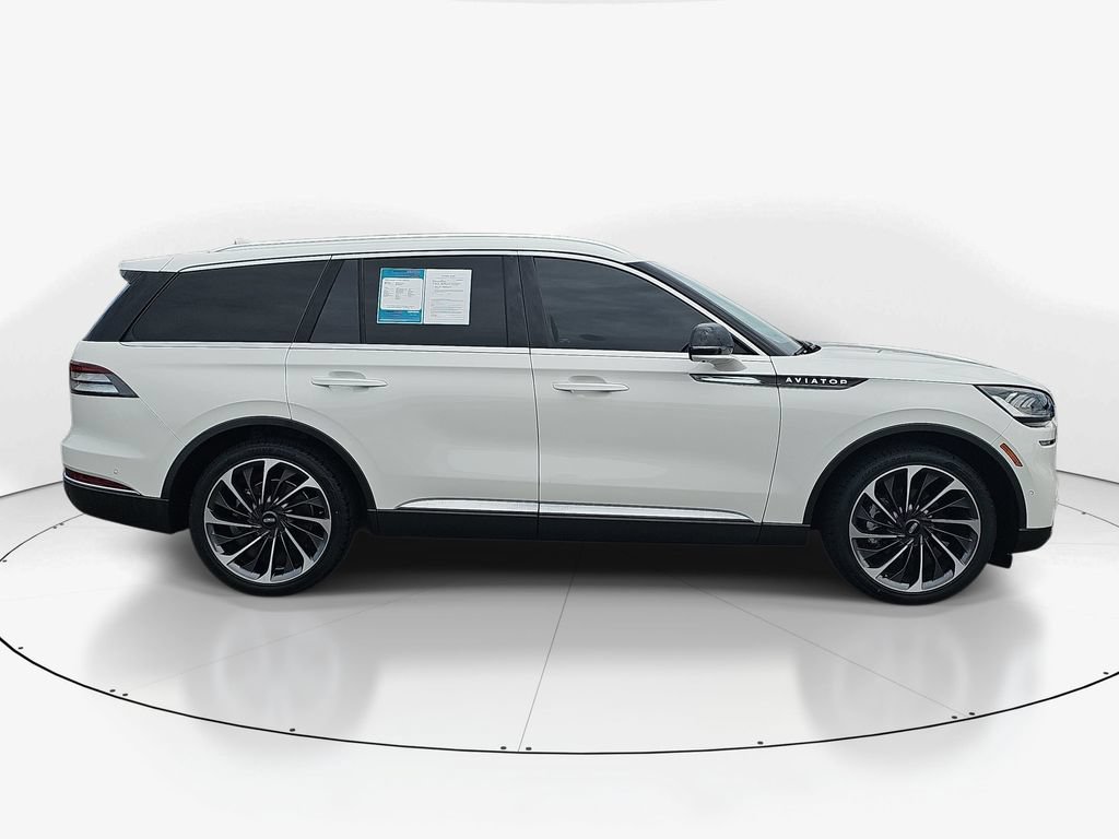 Used 2022 Lincoln Aviator Reserve w/ Equipment Group 201A RWD image 5