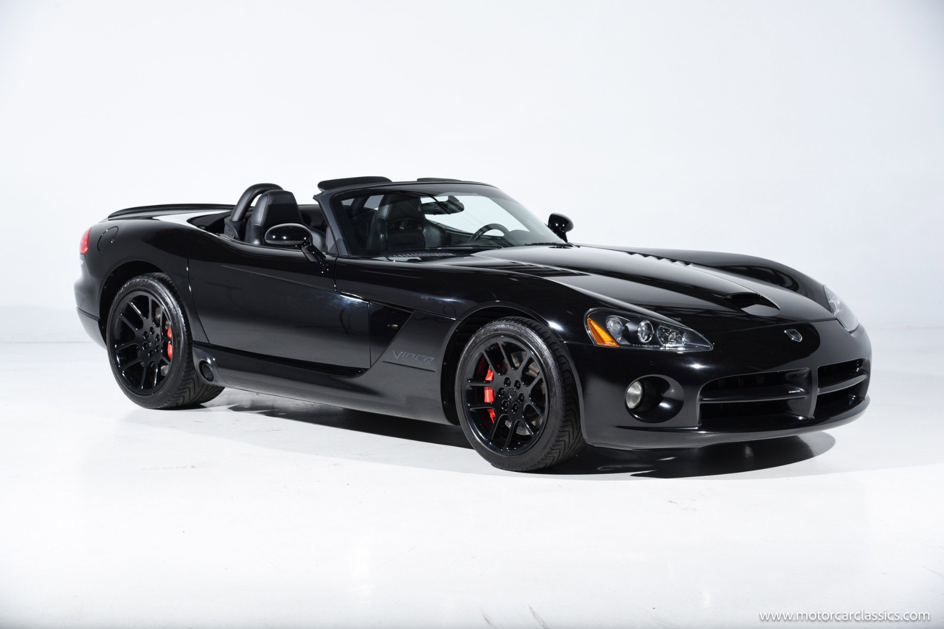 Used 2004 Dodge Viper SRT-10 RWD image 1