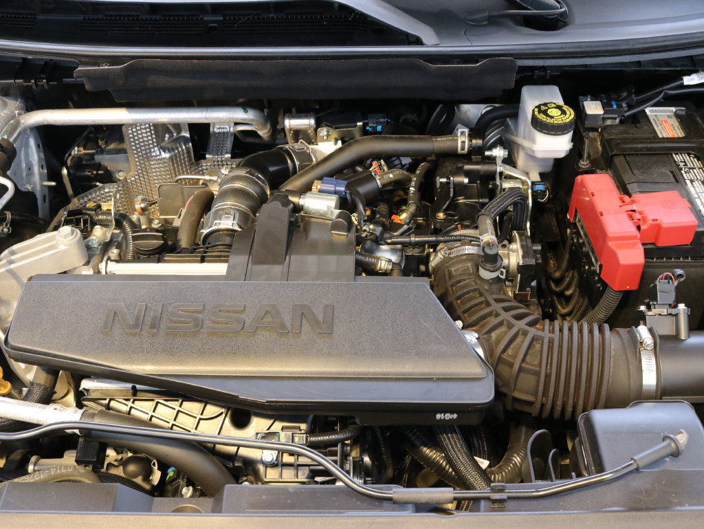 Used 2024 Nissan Rogue S AWD/4WD image 44