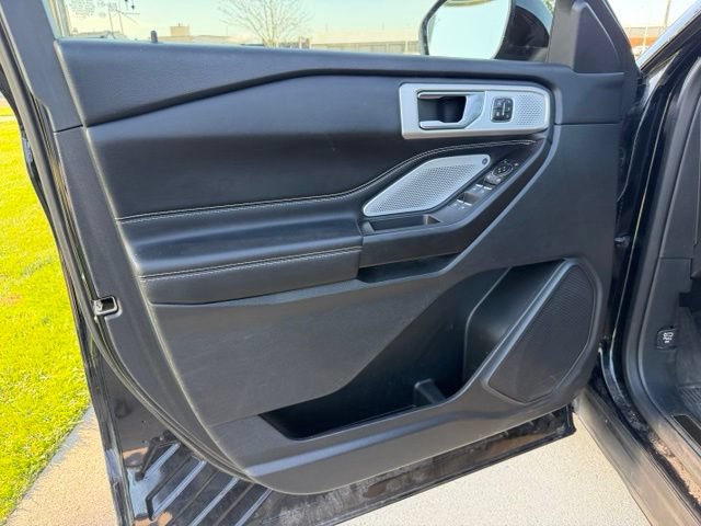 Used 2020 Ford Explorer ST w/ ST Street Pack AWD/4WD image 17