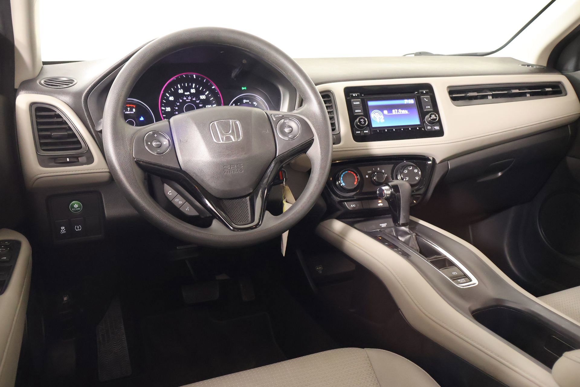 Used 2022 Honda HR-V LX image 2