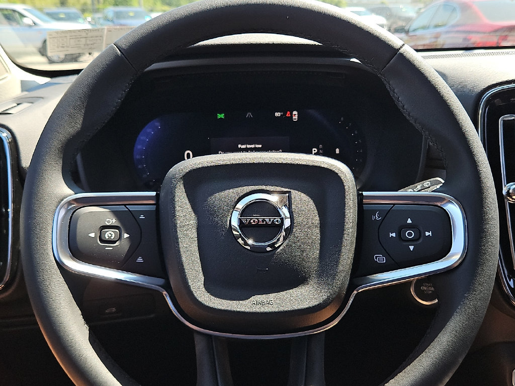New 2026 Volvo XC40 B5 Plus w/ Climate Package AWD/4WD image 17