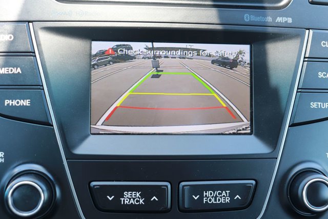 Used 2016 Hyundai Santa Fe SE FWD image 26