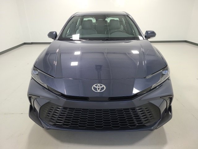 New 2027 Toyota Camry SE AWD/4WD image 2