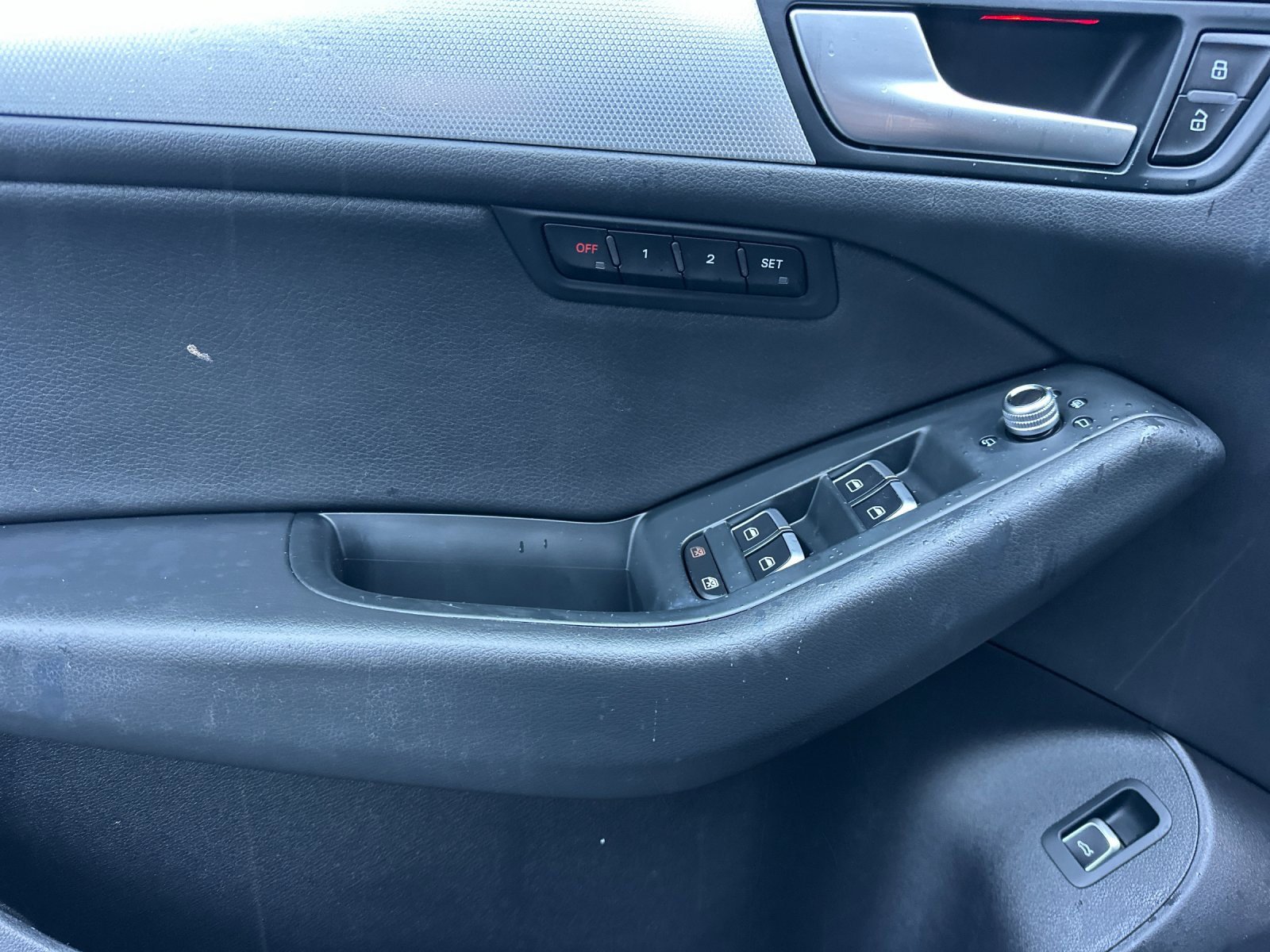 Used 2015 Audi Q5 2.0T Premium Plus w/ Technology Package image 11