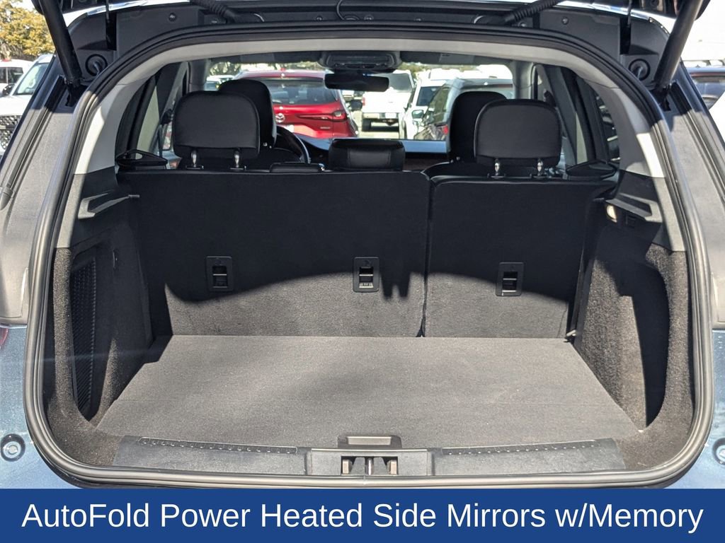 Used 2022 Lincoln Corsair Reserve w/ Equipment Group 201A image 13