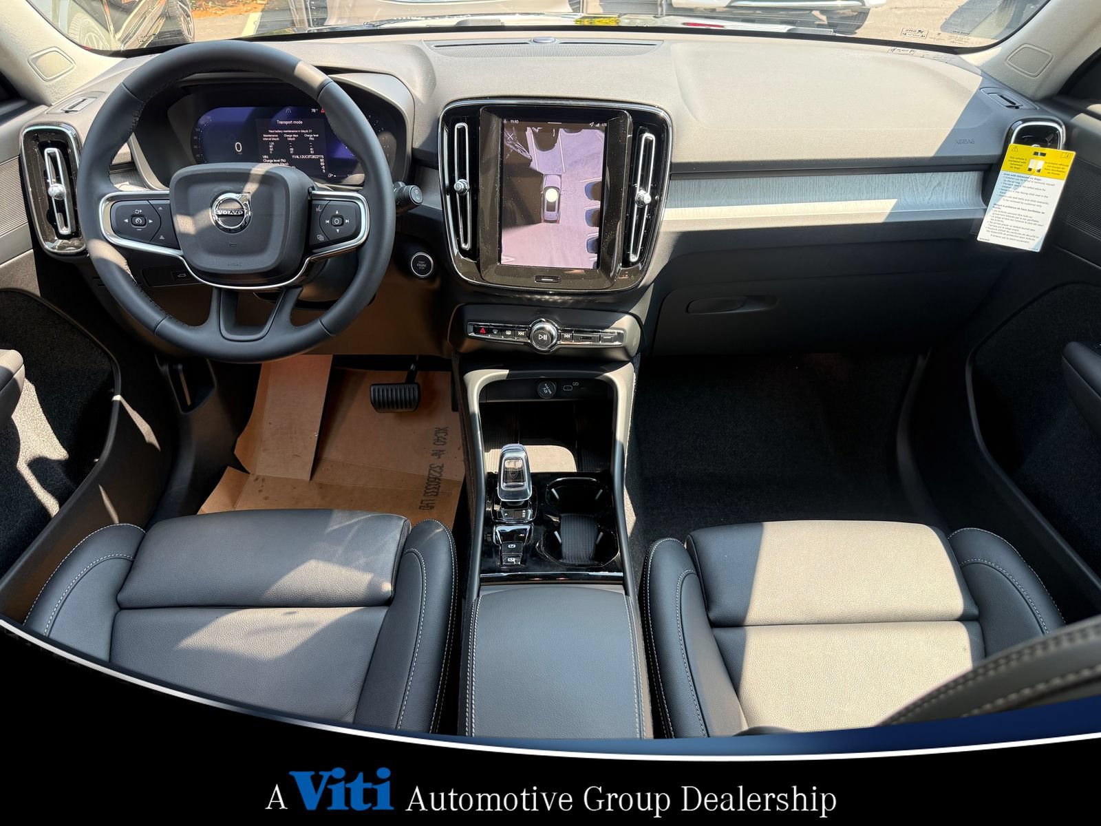 Used 2026 Volvo XC40 B5 Plus w/ Protection Package Premier AWD/4WD image 2