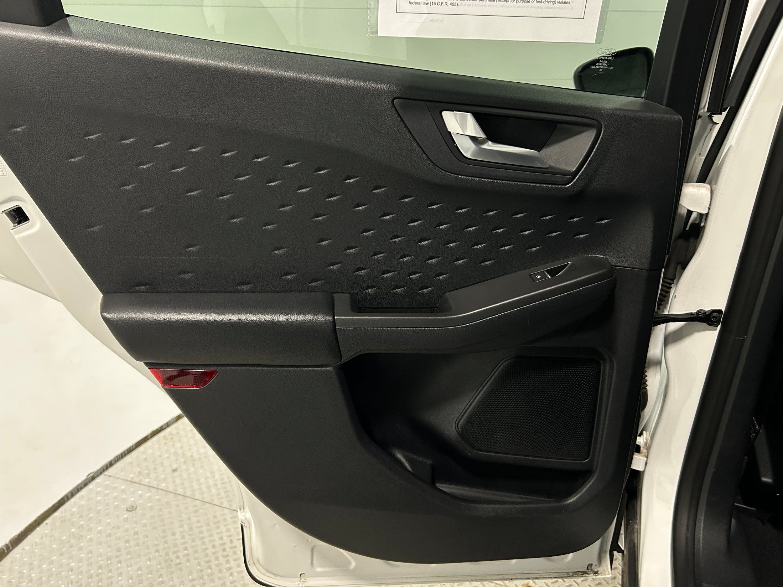 Used 2020 Ford Escape SEL AWD/4WD image 26