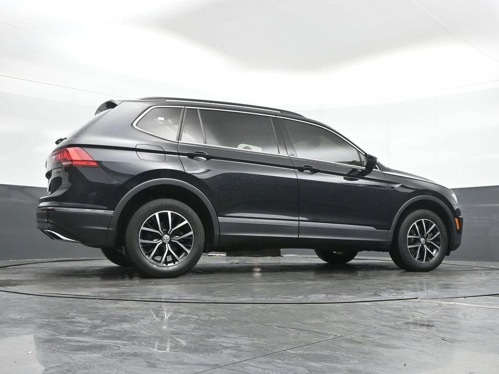 Used 2021 Volkswagen Tiguan SE AWD/4WD image 46