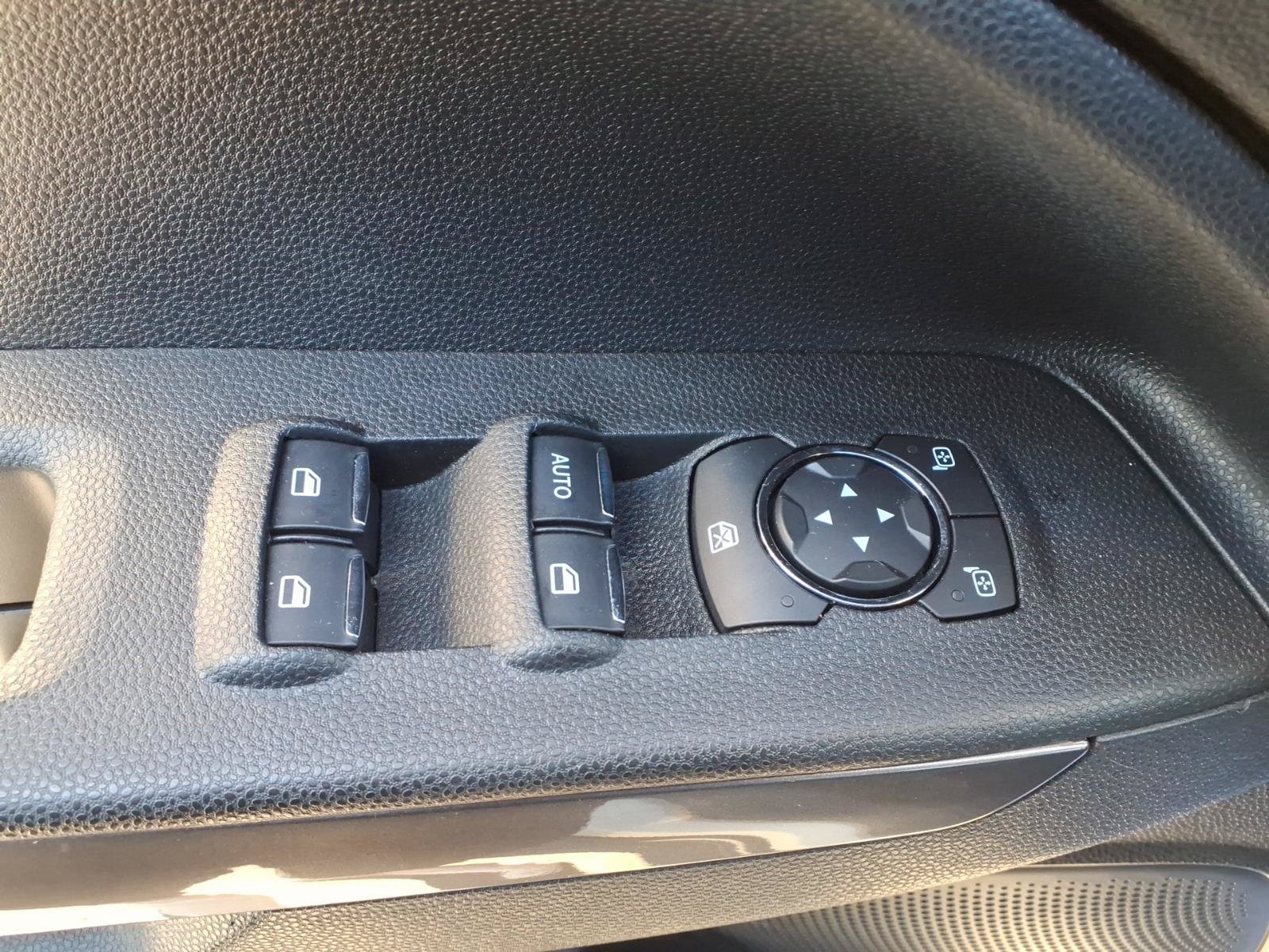 Used 2020 Ford EcoSport SE AWD/4WD image 13