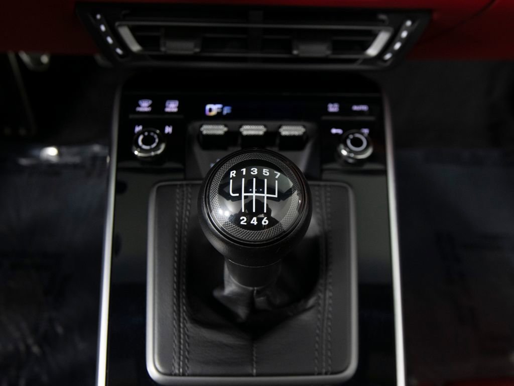 Certified 2021 Porsche 911 Targa 4S image 31