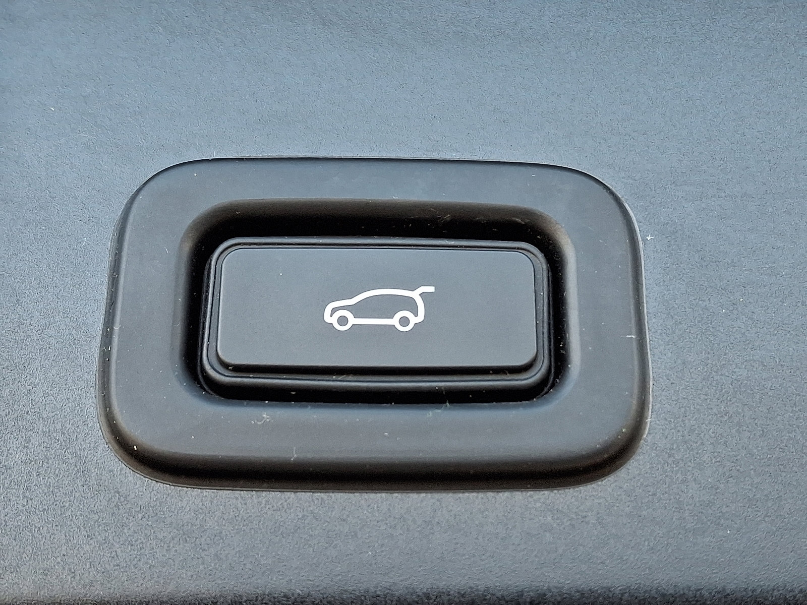 Used 2020 Land Rover Range Rover Evoque SE image 29