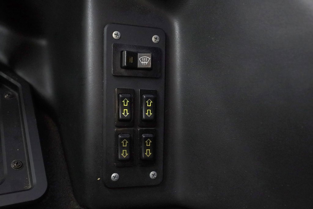 Used 1998 HUMMER H1 4-Door Wagon image 20