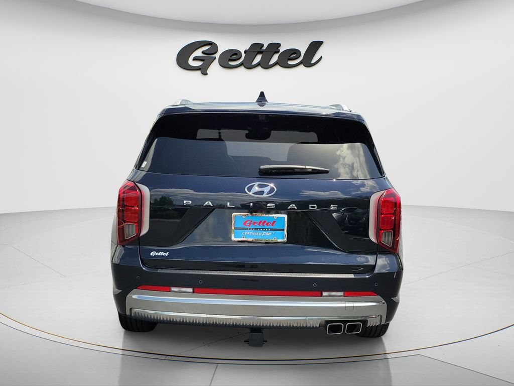 Certified 2023 Hyundai Palisade Calligraphy FWD image 6