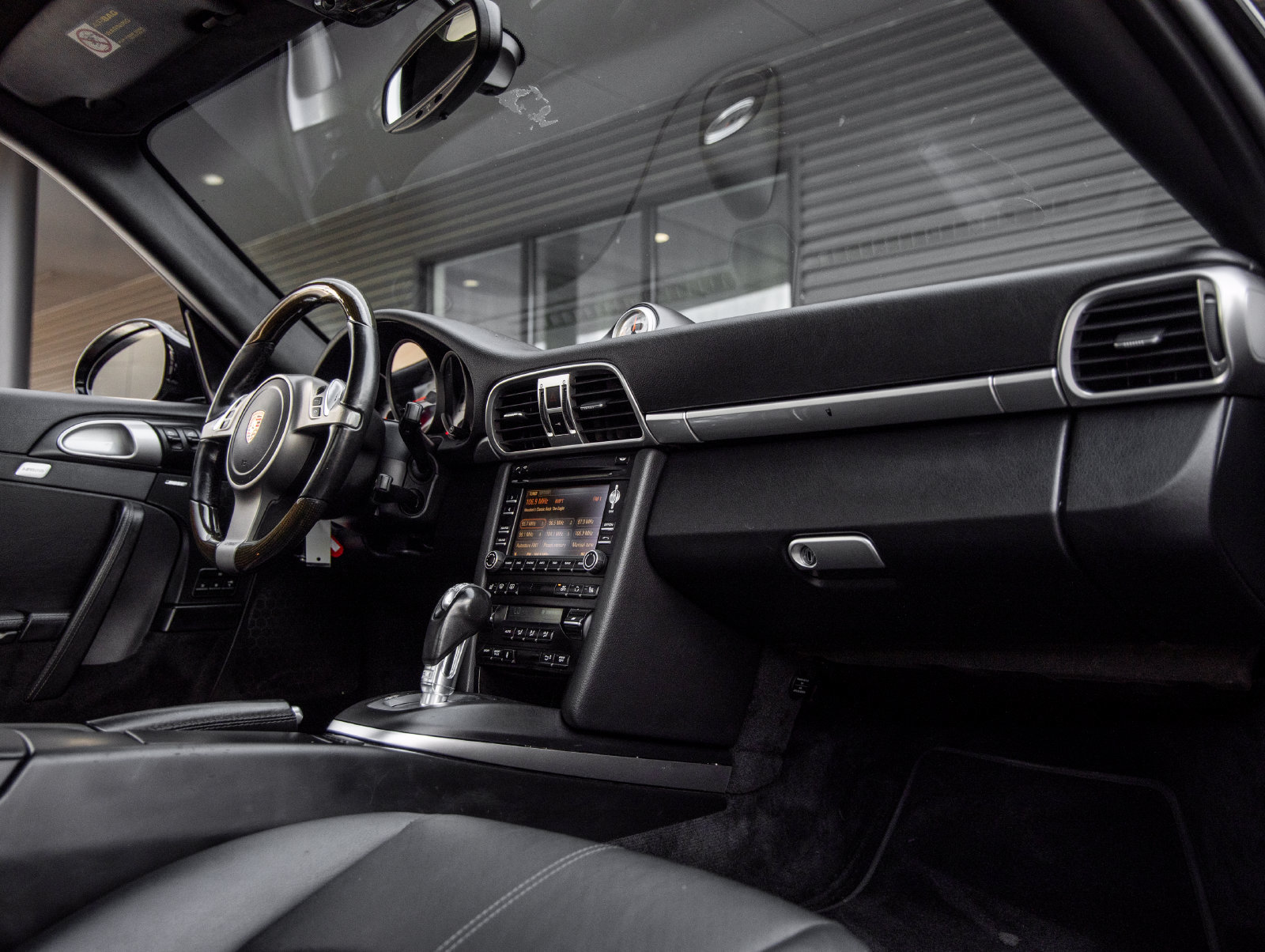 Used 2009 Porsche 911 Carrera S RWD image 33