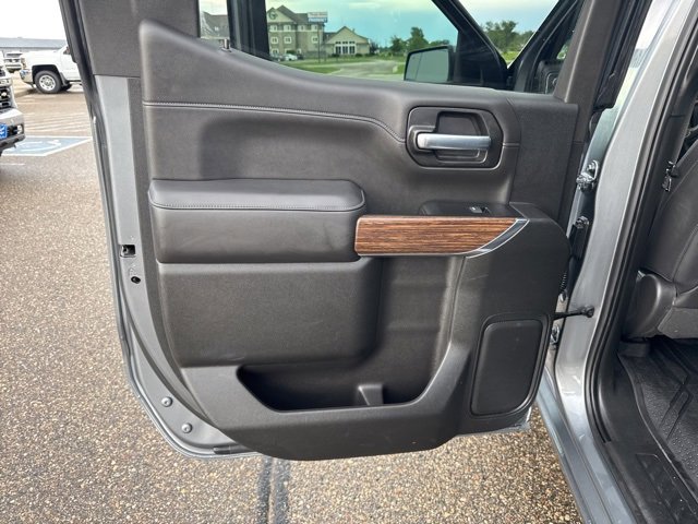 Used 2021 Chevrolet Silverado 1500 High Country image 30