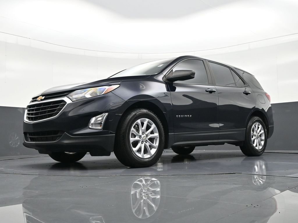 Used 2021 Chevrolet Equinox LS image 24
